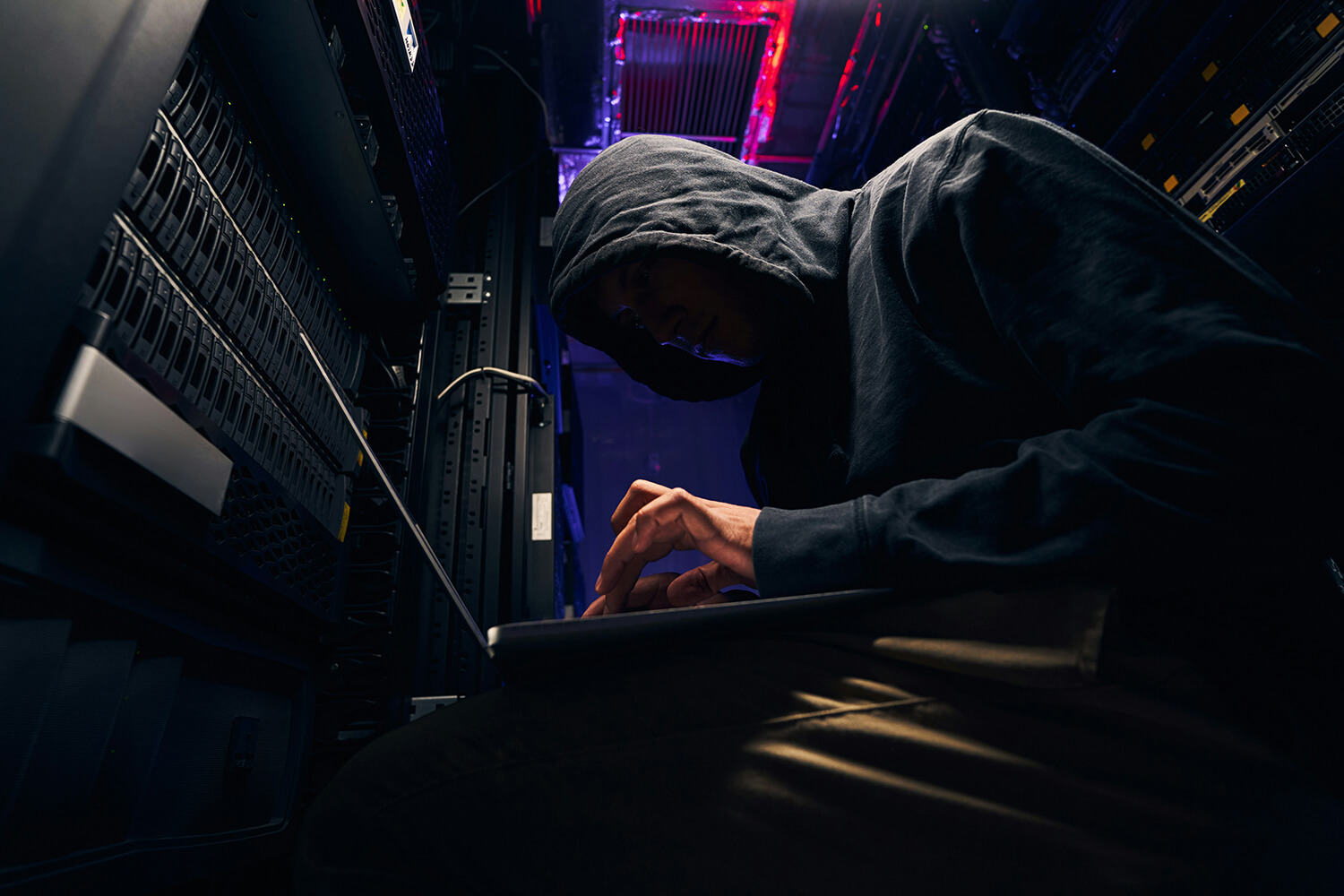 Silk Typhoon: Chinas gefährlichste Hacker-Gruppe enttarnt | beyond SSL Blog